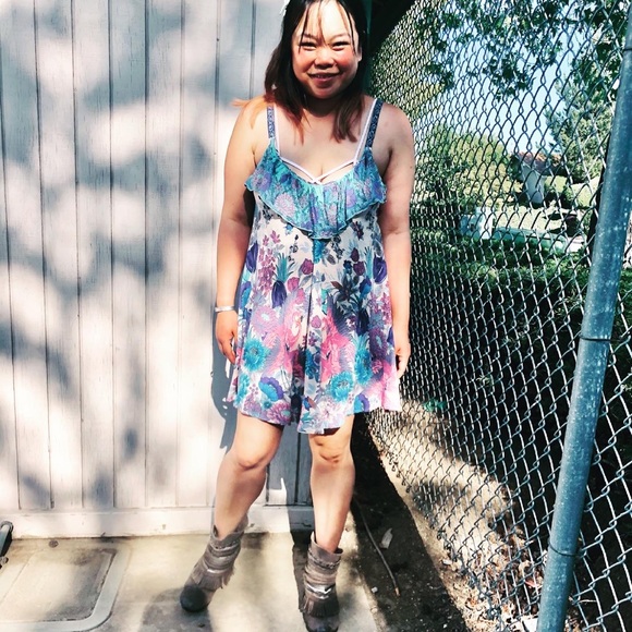 Meet the posher 😍 top 10% seller 👍👍👍 - Picture 1 of 9